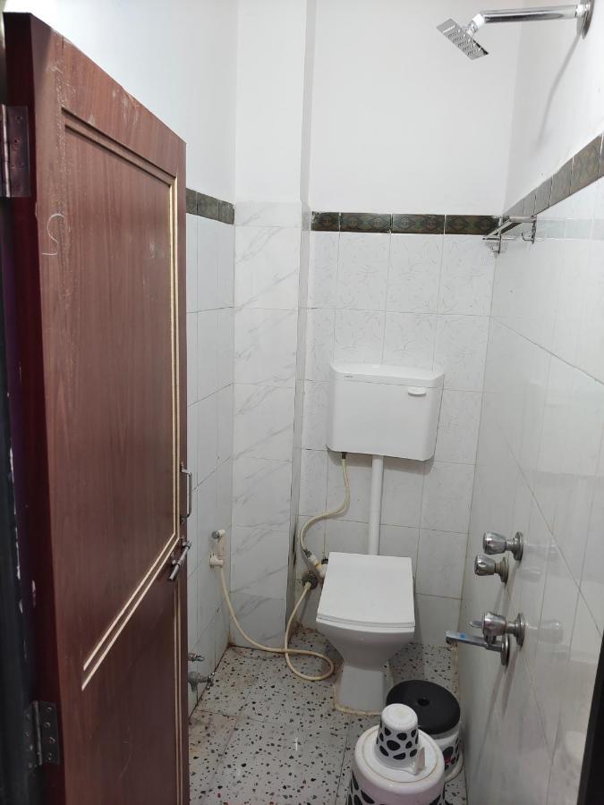 Hotel Anjali Udždžain Exteriér fotografie
